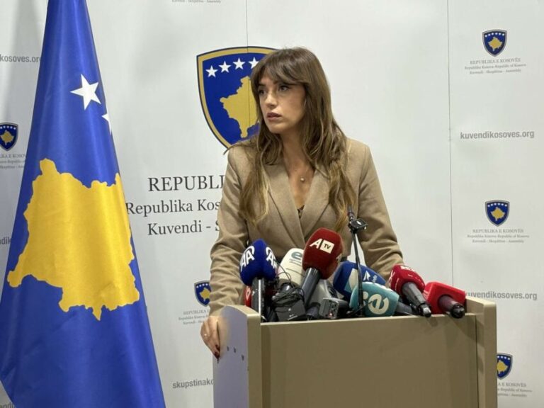 Haxhiu pas mbledhjes së Kryesisë: Buxheti nuk është i Albin Kurtit e as i VV-së