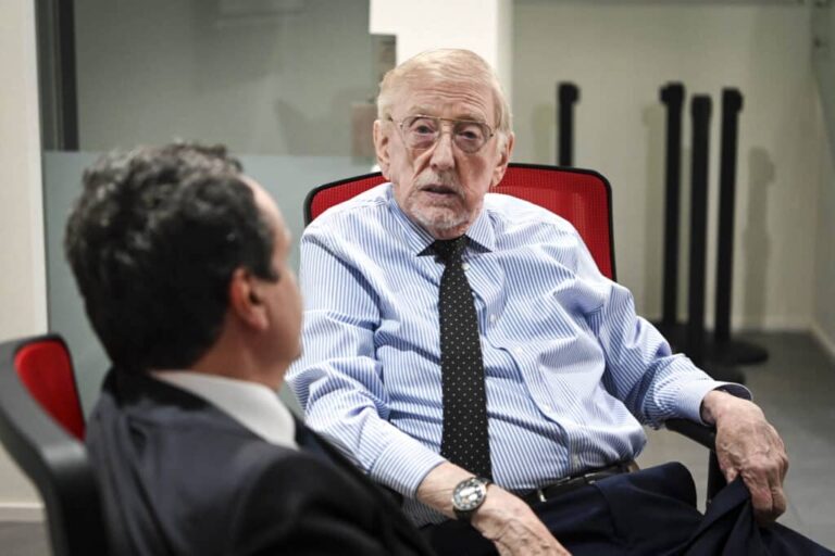 Kryeministri Kurti bashkëbisedoi me profesionistë të diasporës në Washington D.C. të Shteteve të Bashkuara të Amerikës