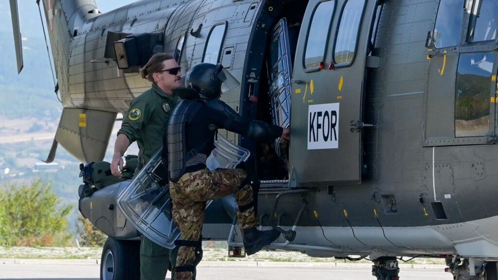 KFOR stërvitje me helikopter zviceran AS-332