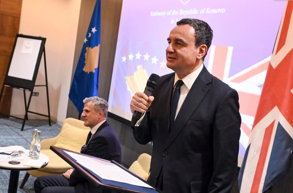 Kurti në Londër nënvizon rritjen ekonomike prej 6 përqind