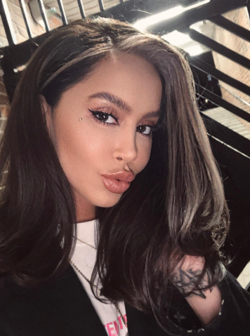 Dafina shkëlqen me format e saj perfekte