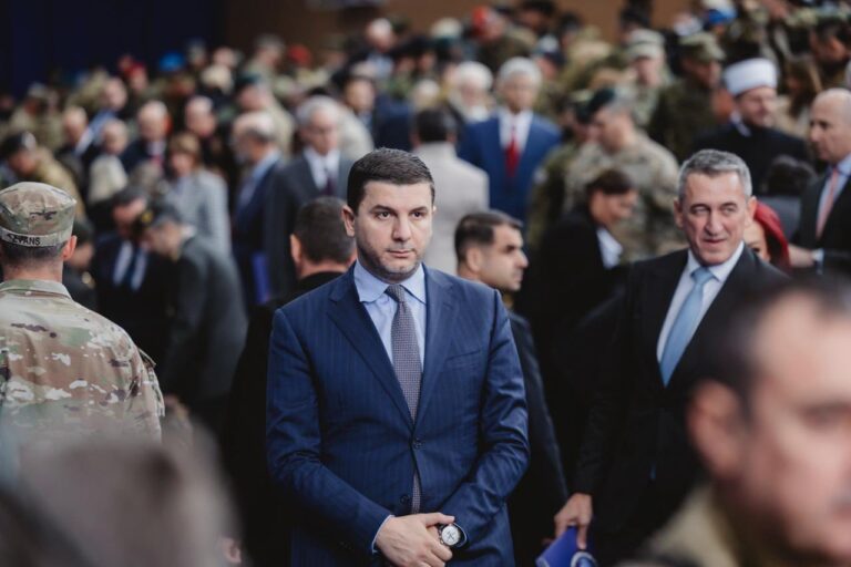 Krasniqi: NATO dhe KFOR garantues të paqes dhe lirisë në Kosovë