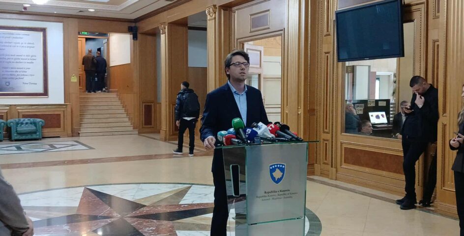 Murati pas dështimit të seancës: Primare për opozitën ishin inatët politike