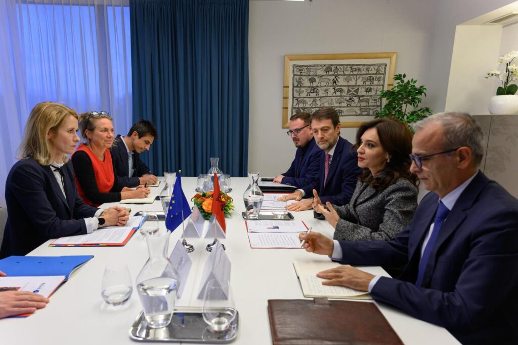 Spiropali në takim me Kallas: Integrimi i Ballkanit Perëndimor në BE, përfshirë Kosovën, investim strategjik