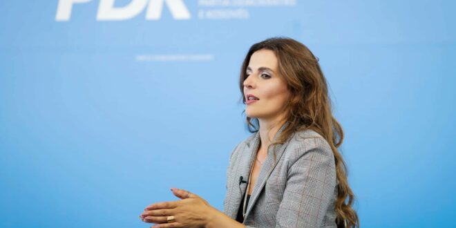 Çitaku, Kurtit: Populli e di kush je dhe çfarë sjell qeverisja jote