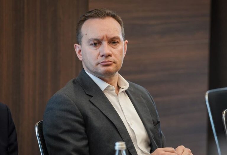 Zogaj: VV me LDK-në nuk do të ketë as biseda e as marrëveshje politike