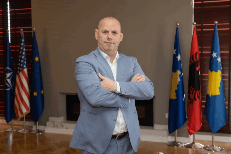 Lladrovci: Tendenca për të më larguar nga PDK është e kotë