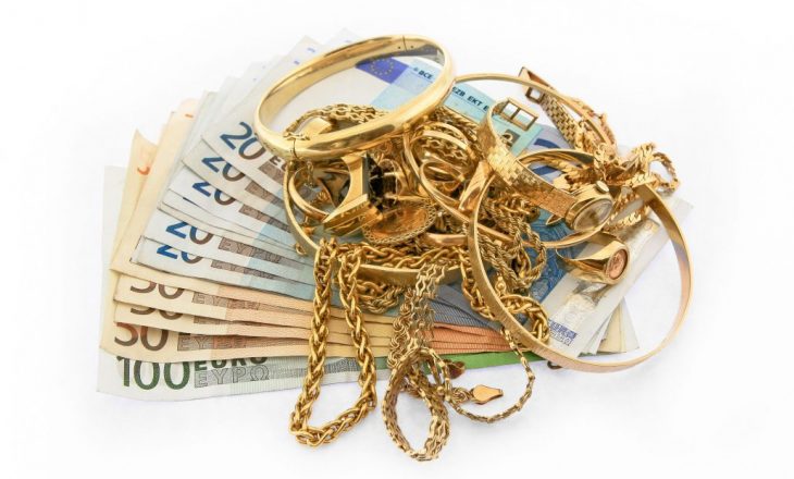 Hajnat vjedhin para, orë e stoli ari në Prishtinë