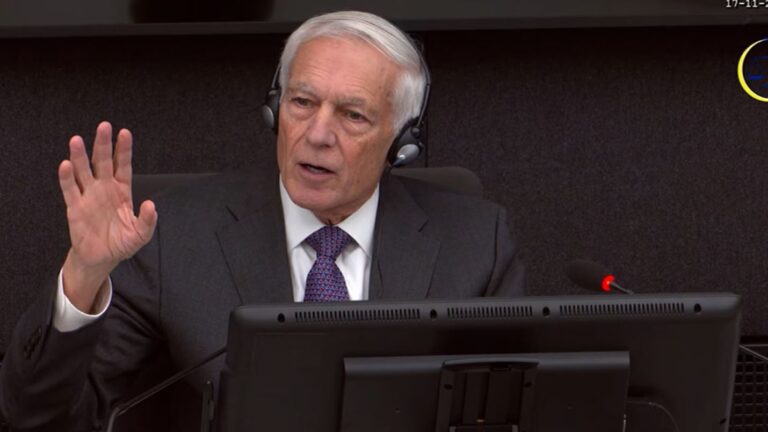 Clark në Hagë: UÇK nuk ishte terroriste, luftoi për liri!