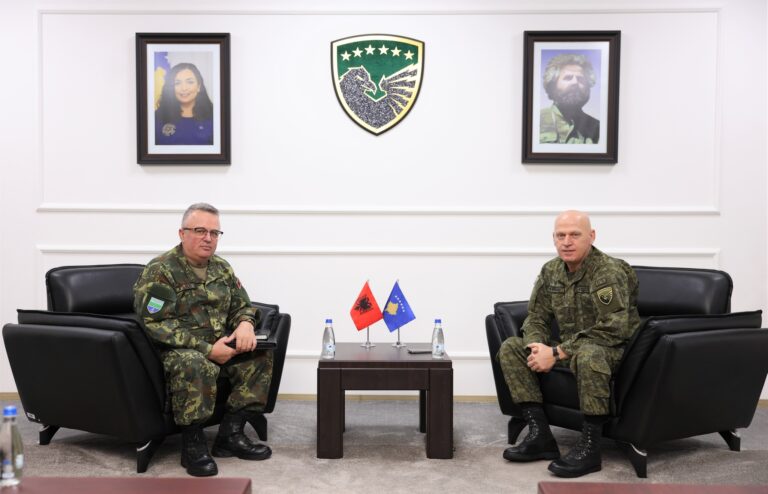 Komandanti i FSK-së priti delegacionin e FARSH-së