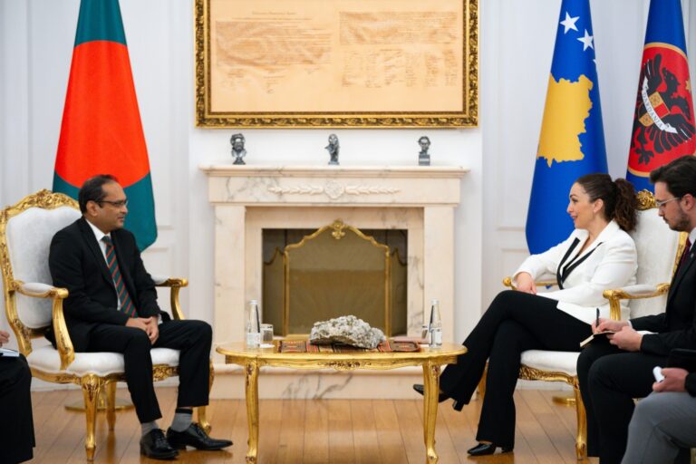 Presidentja Osmani pranoi letrat kredenciale nga ambasadori i ri i Bangladeshit, z. Muhammad Zulqar Nain