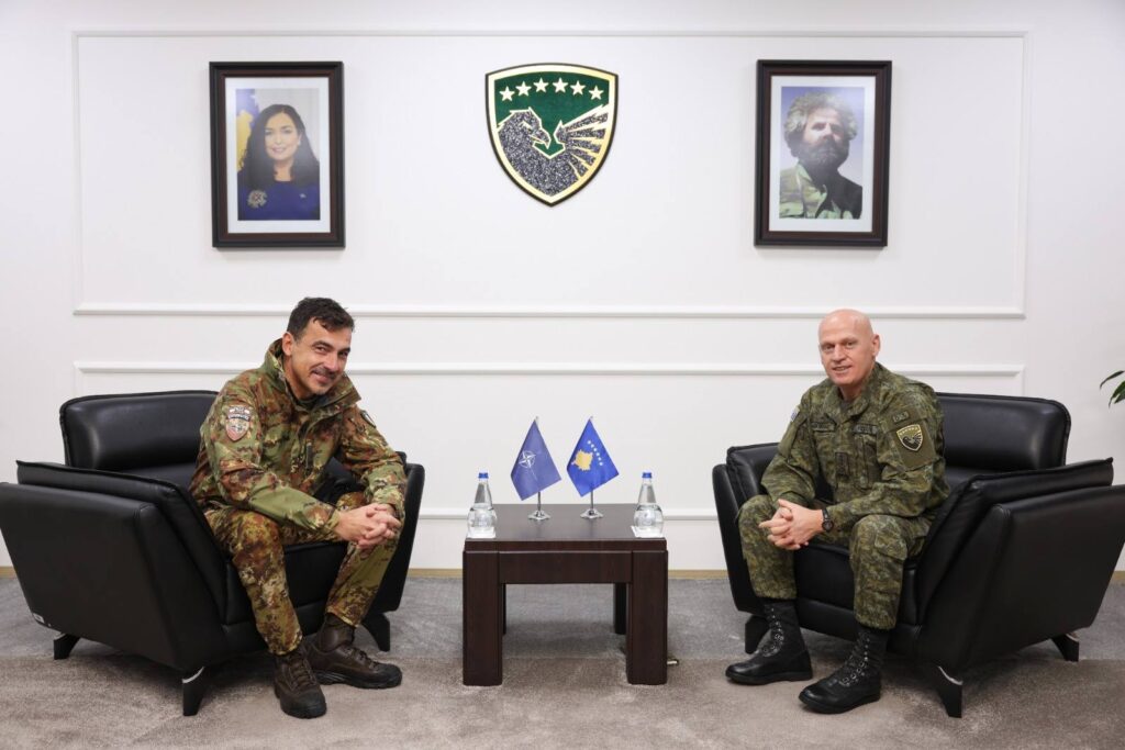 Komandanti i FSK-së pret në takim zëvendëskomandantin e KFOR-it
