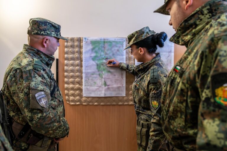 Ushtarët bullgarë të KFOR-it me stërvitje pesëditore në zonën e Dragashit