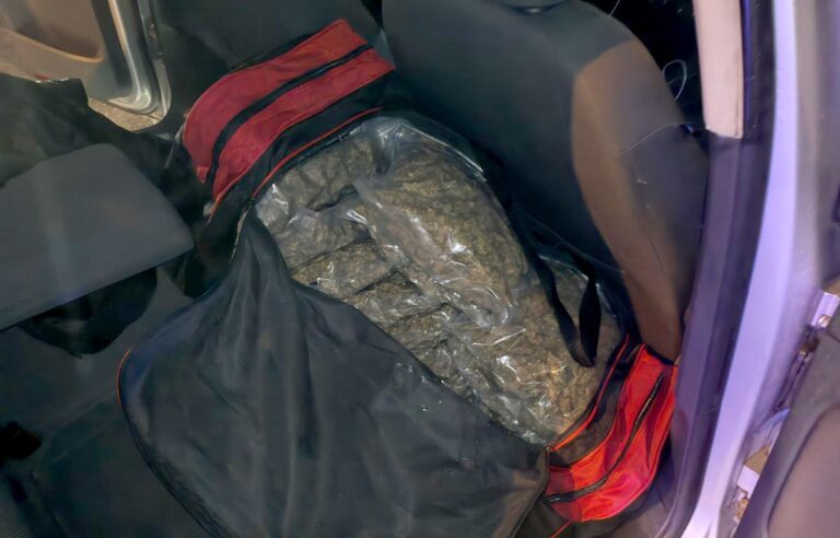 Arrestohet një shtetas i Kosovës në Serbi, dyshohet se iu gjetën në veturë 9.5 kg drogë