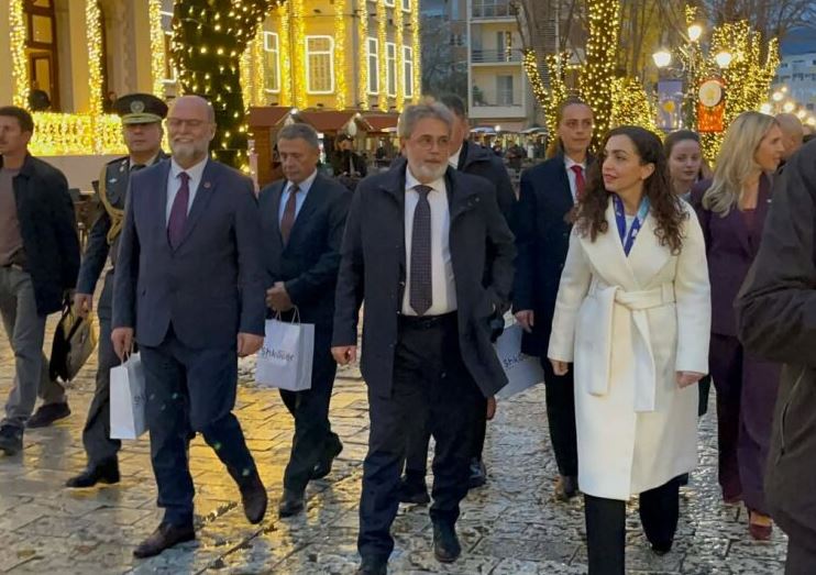 Osmani: Festat e nëntorit janë të veçanta pavarësisht situatave politike