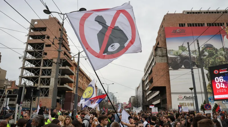 Serbia hap rrugën për projektin “problematik” që udhëhiqet nga dhëndri i Trumpit