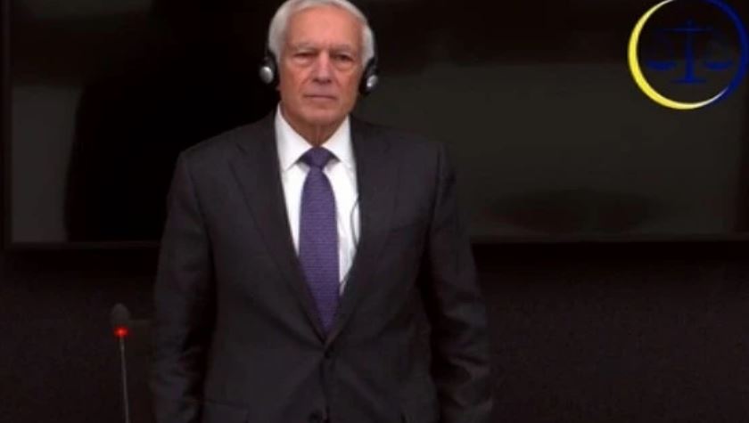 Gjenerali Clark vazhdon ditën e dytë të dëshmisë në Speciale