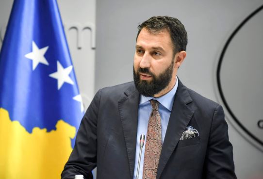 Konjufca merr mbështetje nga grupi multi-etnik