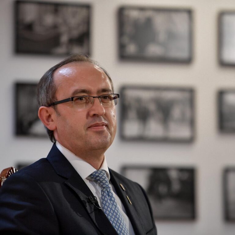 Reagon Hoti: Presidentja vendimi për mandatarin e ka bazuar  në ‘gjasa’