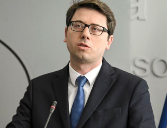 Murati u bën thirrje deputetëve të miratojnë buxhetin 2025 për tri komuna