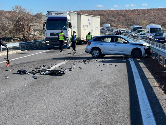Aksident i rëndë në Dollc, 4 persona të lënduar