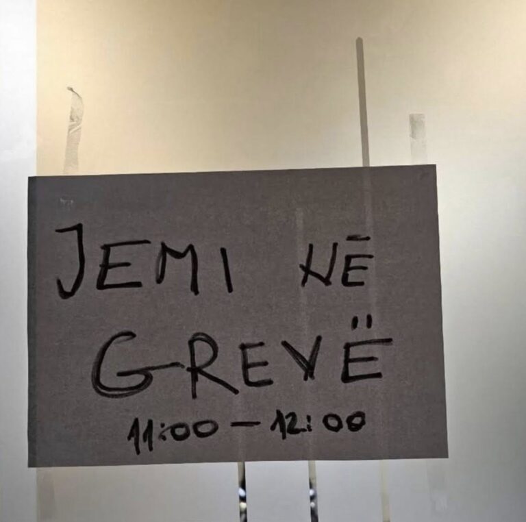 SPERTK: Në ekranin e RTK-së çdo ditë të shfaqet njoftimi “Punëtorët e RTK-së pa paga”