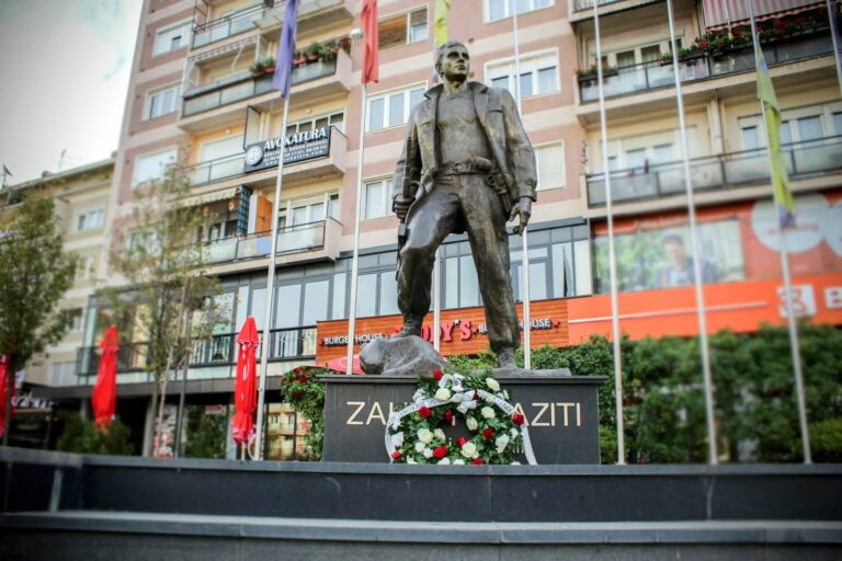 Hoxhaj: Zahir Pajazitin do ta kujtojmë dhe nderojmë përjetësisht