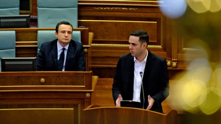 Abdixhiku thotë se VV’ja iu lut LDK’së që të bëhen bashkë