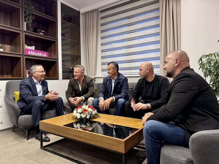 Hamza takon strukturat e PDK-së në Zvicër