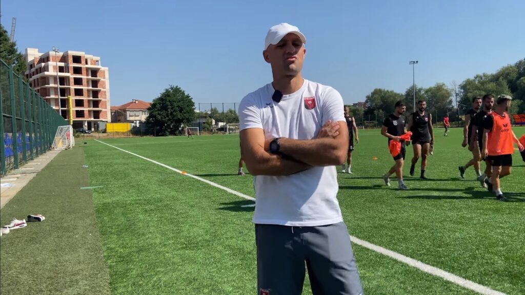 Vëllaznimi e largon trajnerin Xhengis Rexhepi