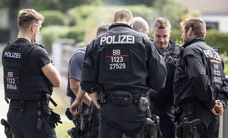 Arrestohen 18 persona në Gjermani për mashtrim online dhe pastrim parash