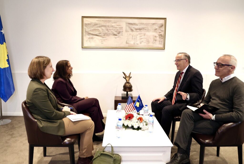 Hamza takon përfaqësuesit e SHBA-së, paralajmëron zgjedhje