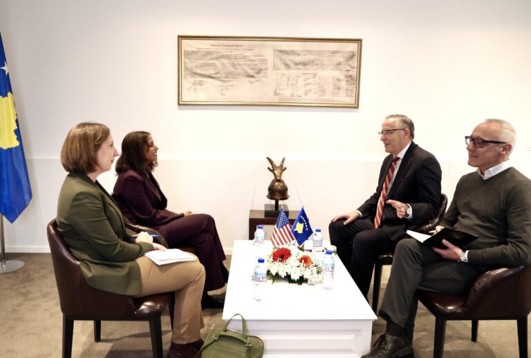 Hamza takon përfaqësuesit e SHBA-së, paralajmëron zgjedhje