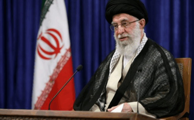 Khamenei: Bashkëpunimi me SHBA-në nuk është i mundur