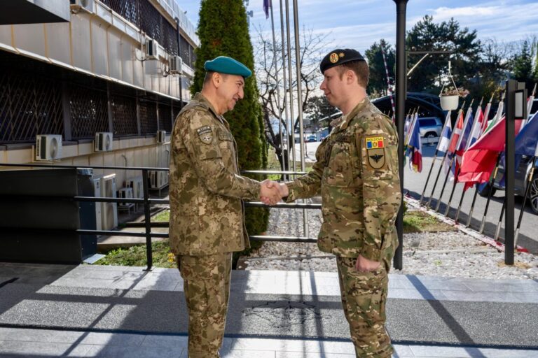 Komandanti i KFOR-it mirëpret Shefin e Shtabit të Ushtrisë Kombëtare të Moldavisë