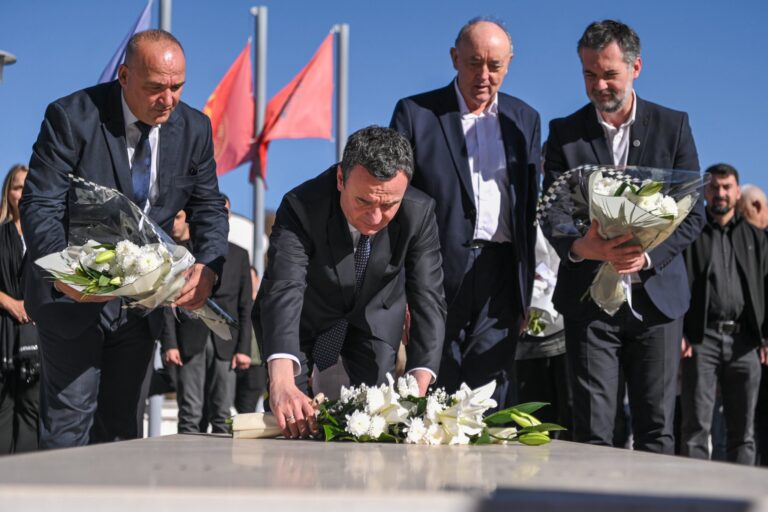 Kurti: Zahir Pajaziti është frymëzim për ushtrinë e Kosovës