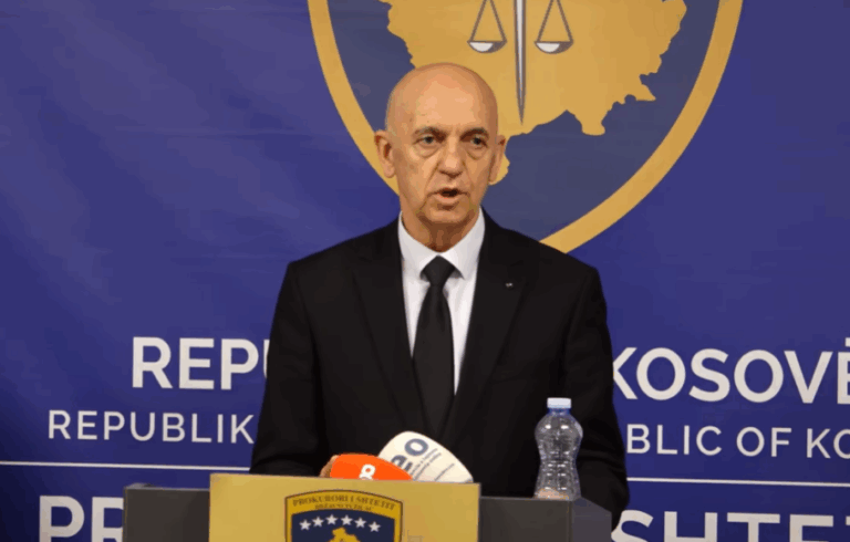 Kelmendi kërkon anulimin e vendimit për shkarkim nga pozita