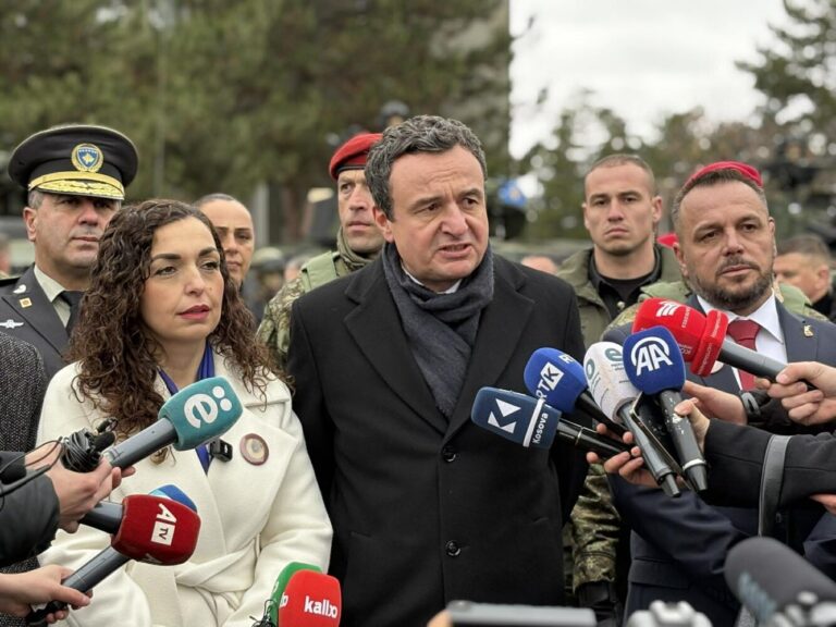 Kurti në “Ditën e Forcës”: Kemi një ushtri mirë të pajisur