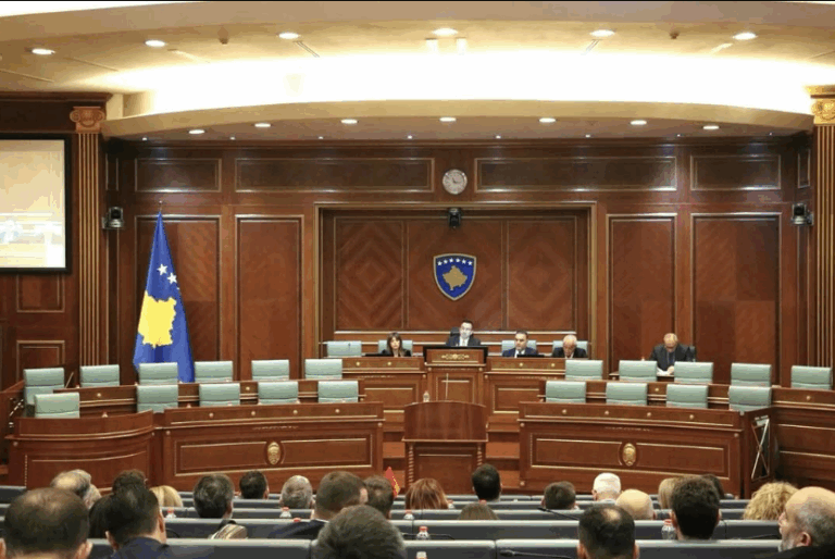 Kuvendi sot me dy seanca