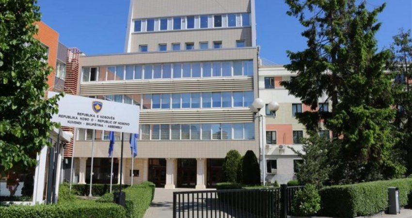 Servisimi i veturave të Kuvendit i kushtoi buxhetit mbi 16 mijë euro