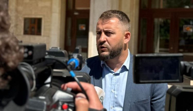 Lushtaku: Propozoj që ‘Treni Bullgar’ tash e tutje të quhet ‘Treni i Kurtit’.