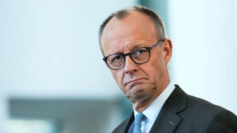 Merz zotohet se Gjermania do të pajisë Ukrainën me armë