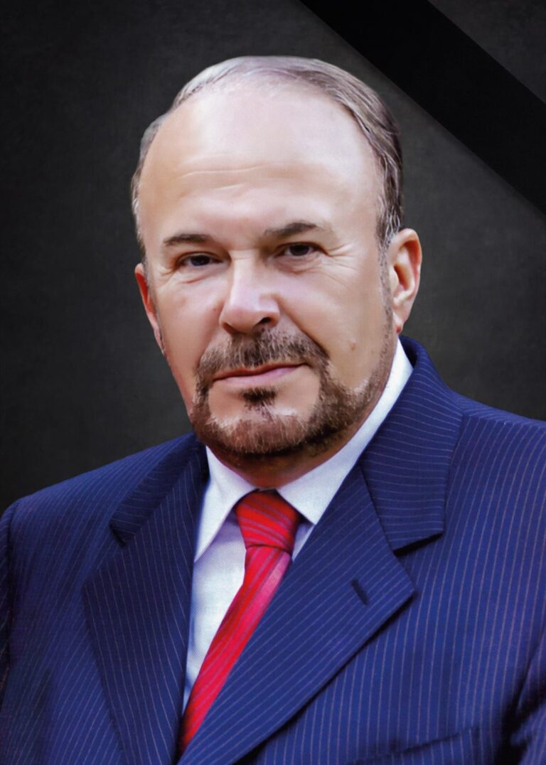 Ambasada e Shqipërisë hap Librin e ngushëllimeve për Nanon