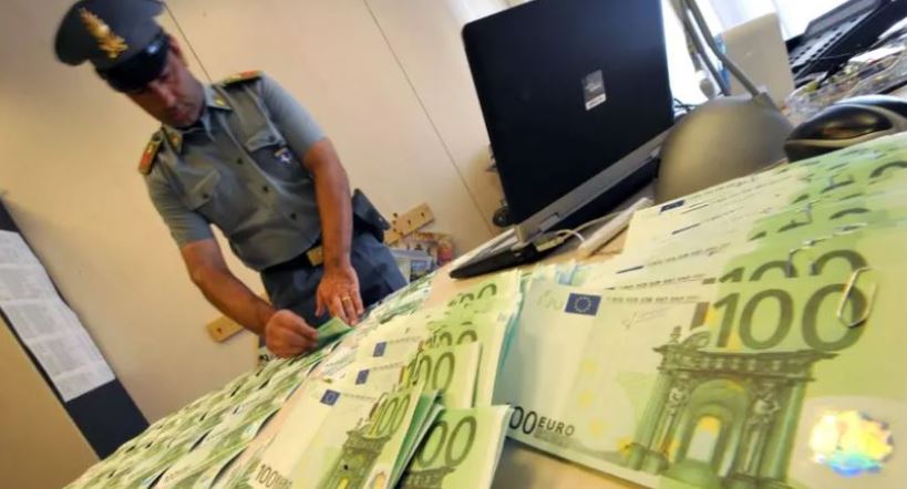 Zbulohet rrjet i madh i trafikimit të drogës në Itali