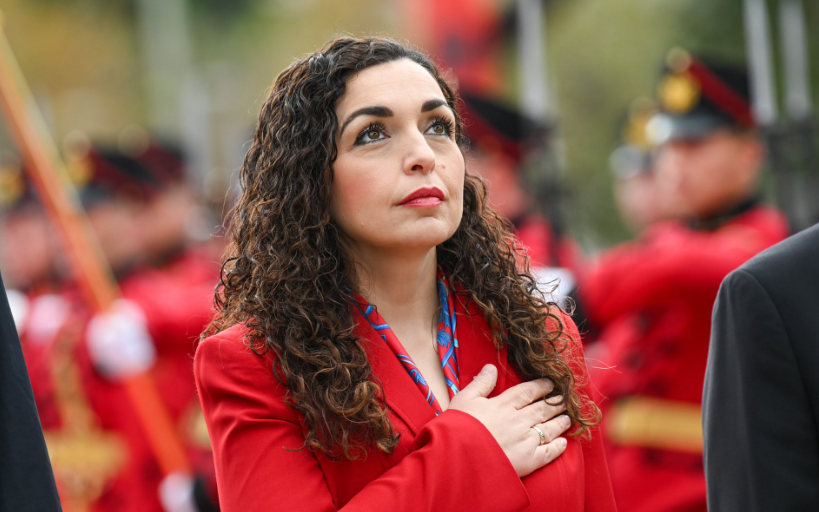 Osmani nga Shqipëria: Rroftë flamuri kuqezi, rroftë kombi shqiptar