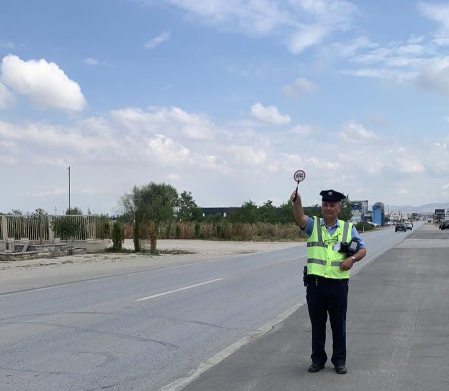 Ndëshkohen tre shoferë për kundërvajtje të rënda në komunikacionin rrugor në rajonin e Ferizajt