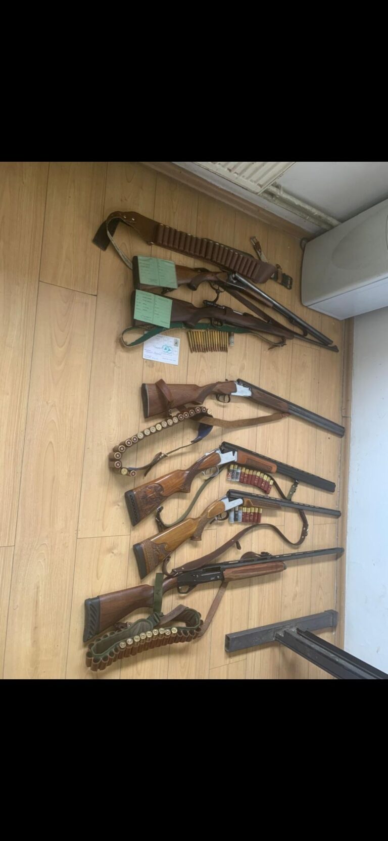 Pesë ( 5 ) persona kapen me arme gjuetie pa leje te armeve