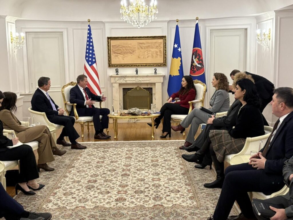 Fillon takimi i Presidentes me kongresistët amerikanë