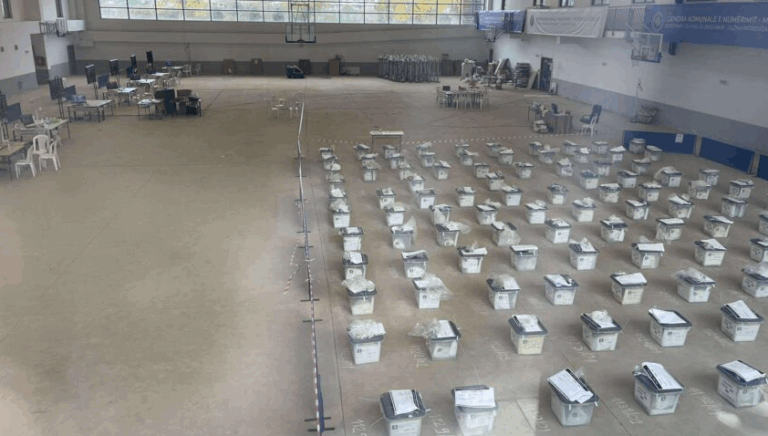 Nis punën Komisioni për vlerësimin e fletëvotimeve në Mitrovicë