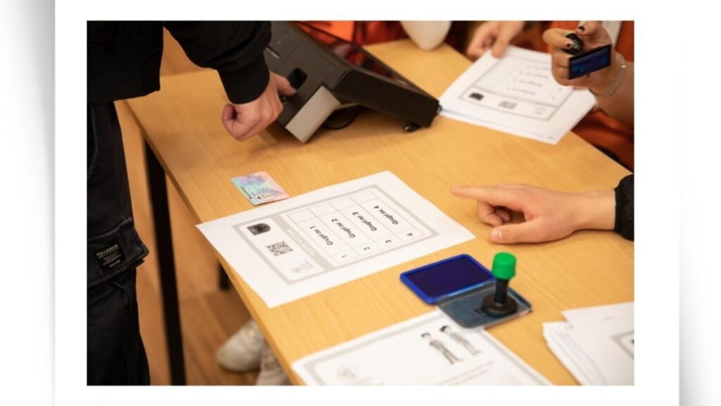 Dorëzohen të gjitha kutitë e votimit dhe materialet zgjedhore në të gjitha VNV-të, nuk raportohet për problematika